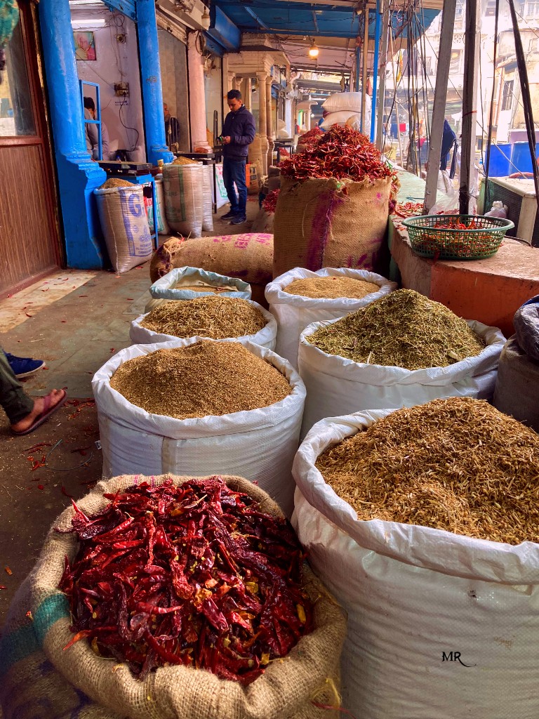 Sensory overload at Delhi's Khari Baoli spice market!